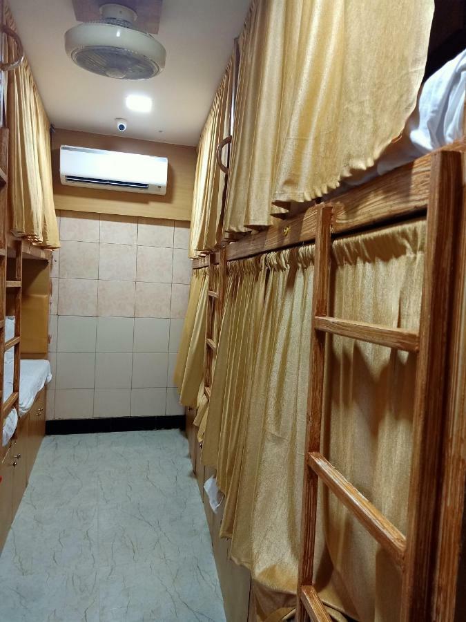Mabrook Dormitory Βομβάη Εξωτερικό φωτογραφία