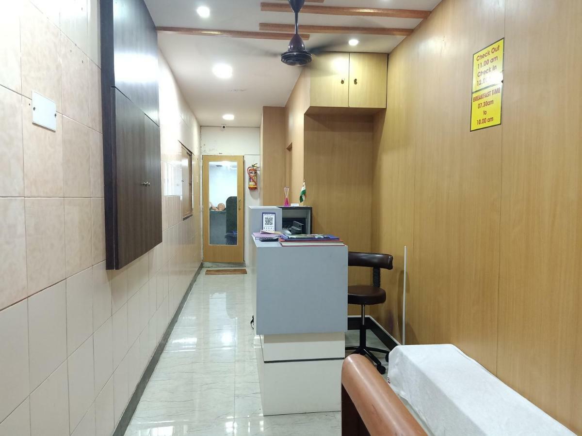 Mabrook Dormitory Βομβάη Εξωτερικό φωτογραφία