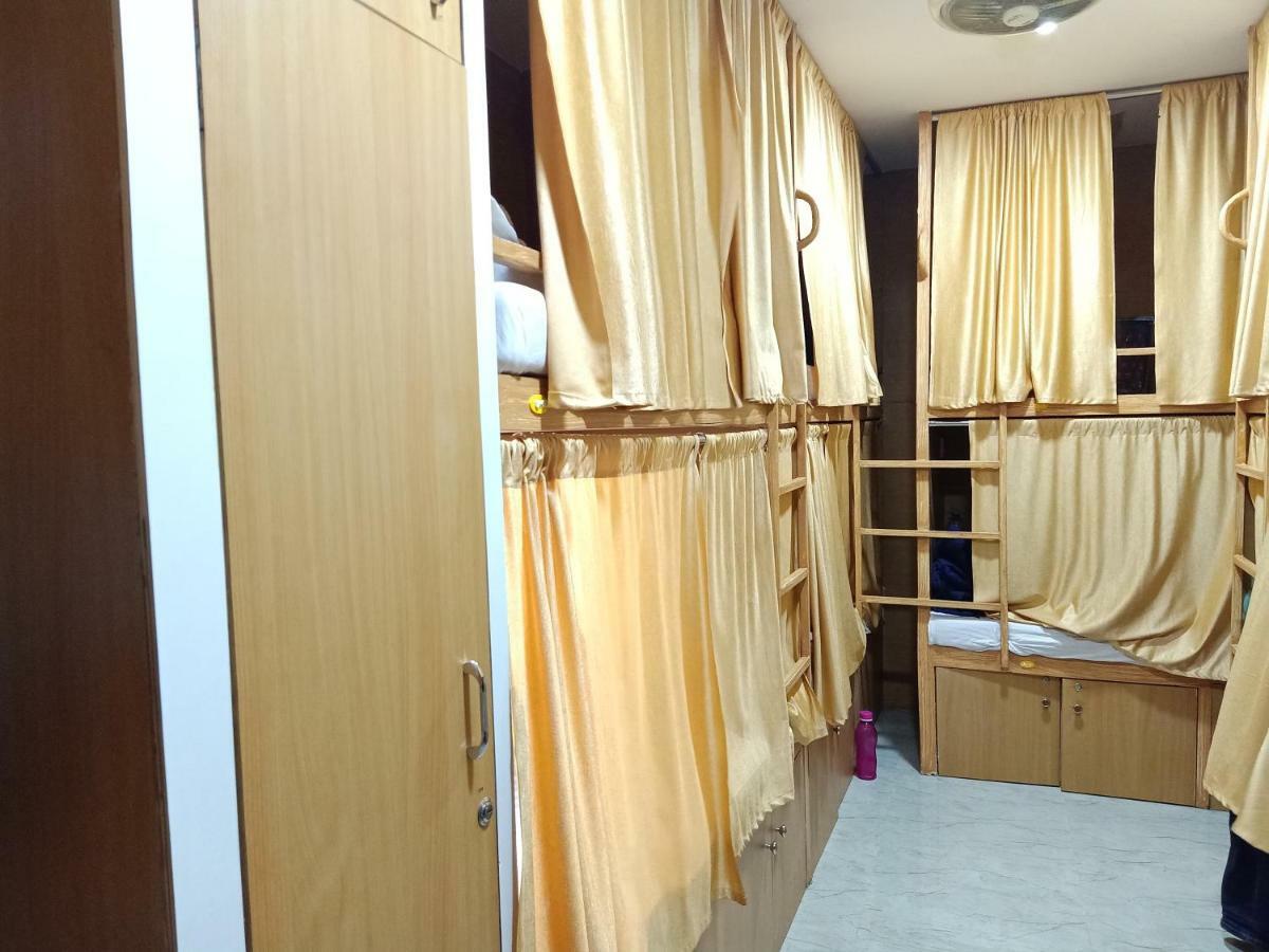 Mabrook Dormitory Βομβάη Εξωτερικό φωτογραφία